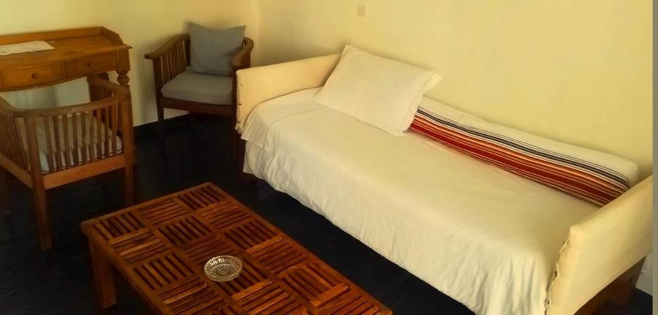 Hotel La Villette アンタナナリボ エクステリア 写真