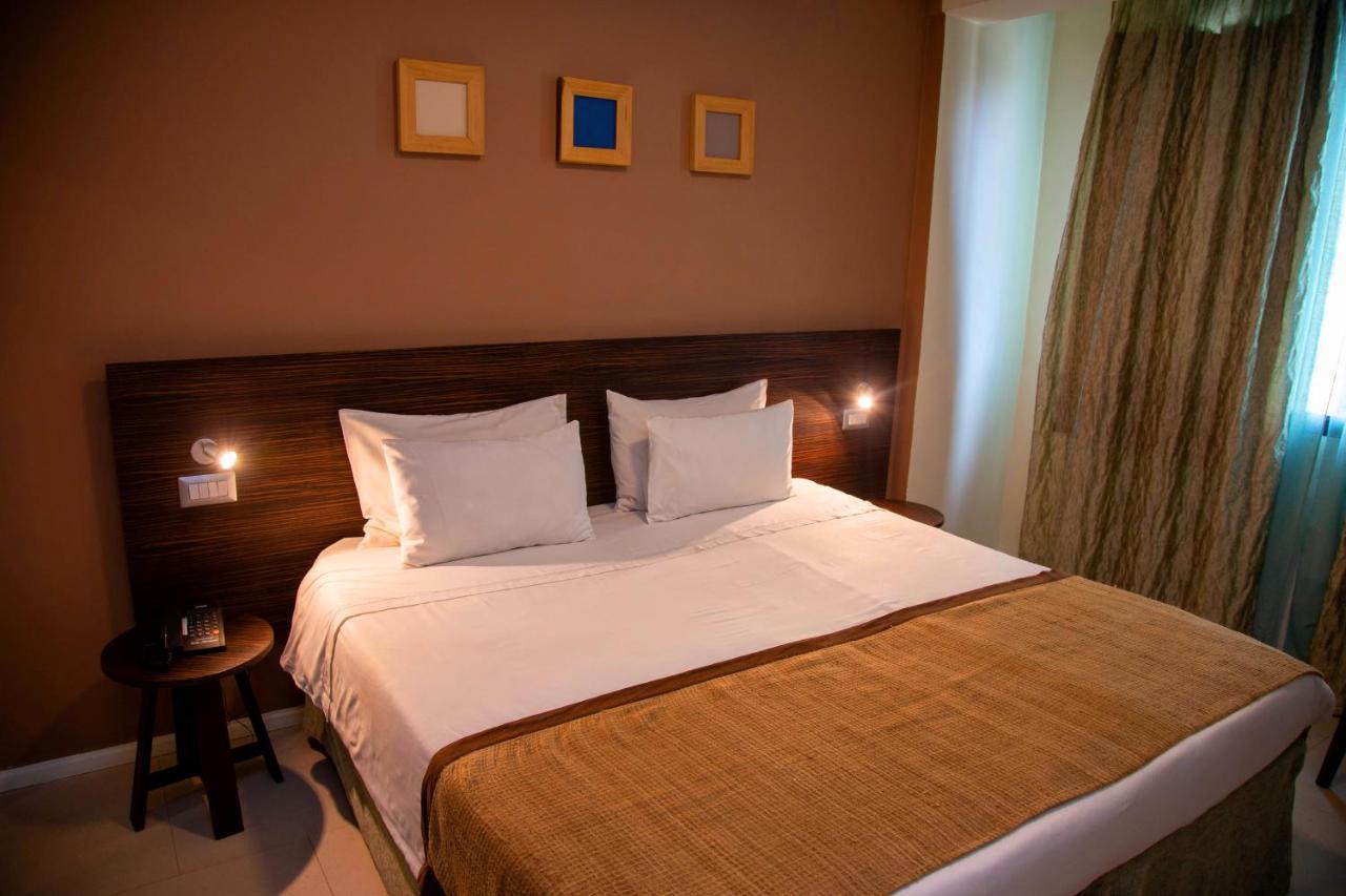 Hotel La Villette アンタナナリボ エクステリア 写真