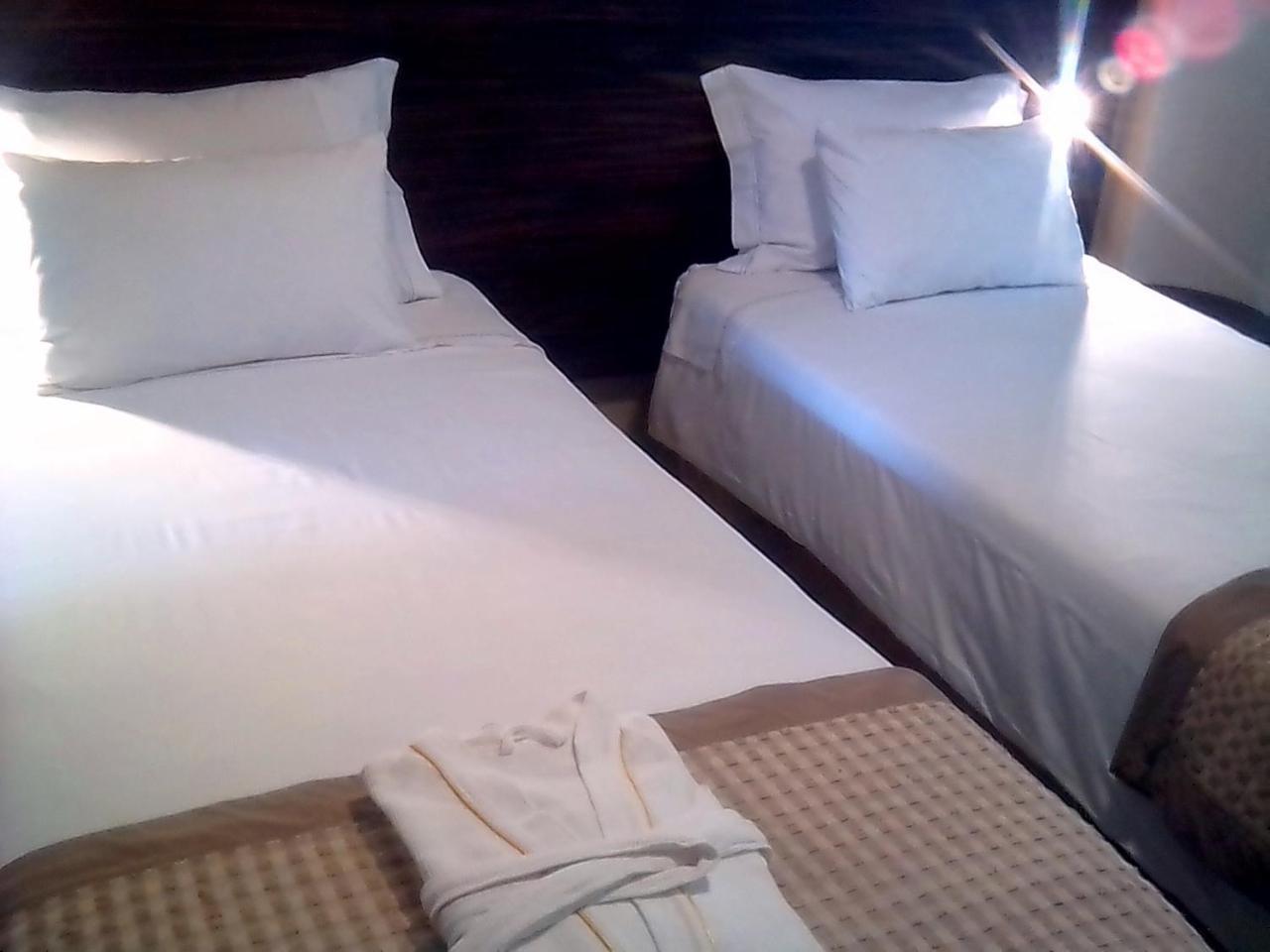 Hotel La Villette アンタナナリボ エクステリア 写真